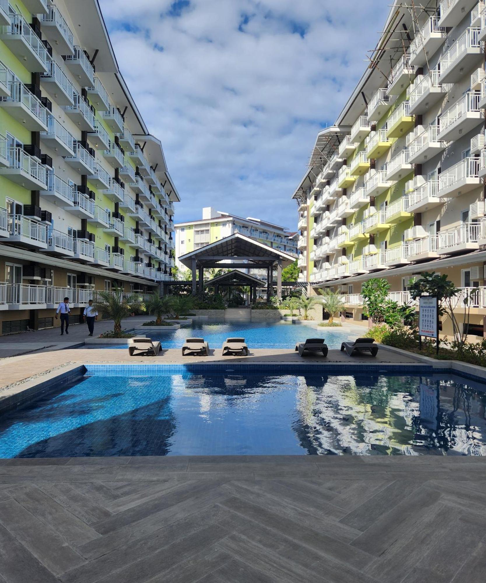 Condo Azur Suites A125 Amani Resorts Residences , 5 Minutes Airport, Netflix, Stylish, Cozy With Luxurious Swimming Pool Lapu-Lapu City Bagian luar foto
